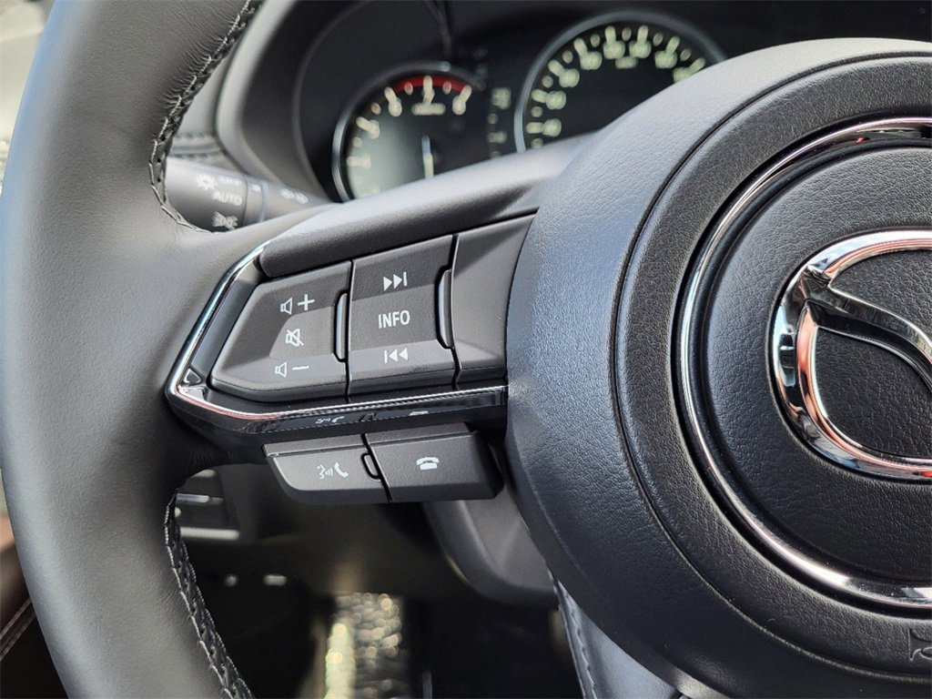 New 2025 MAZDA CX-5 Signature image 9