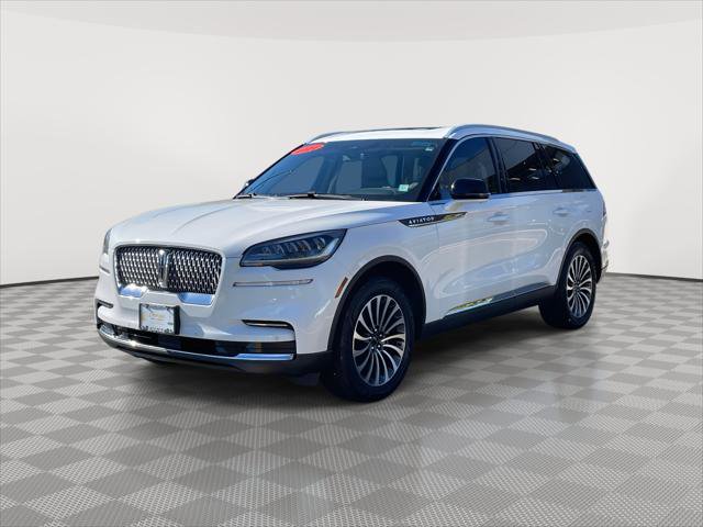 Used 2022 Lincoln Aviator Reserve w/ Elements Package Plus image 3