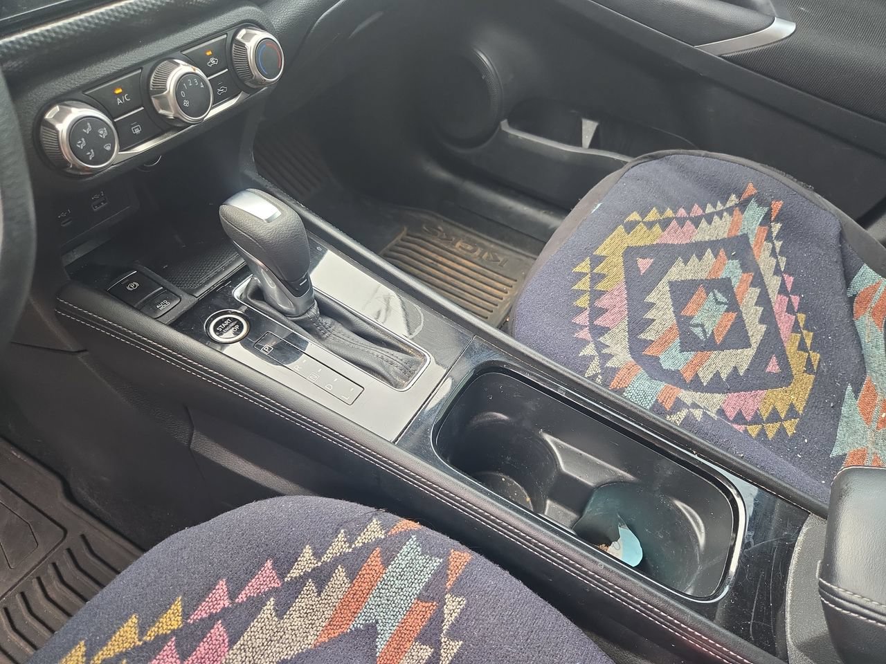 Certified 2024 Nissan Kicks SV FWD image 15
