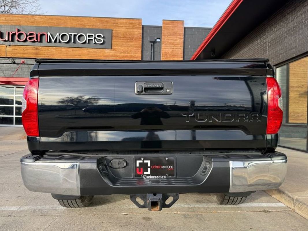 Used 2018 Toyota Tundra SR5 w/ SR5 Upgrade Package image 16