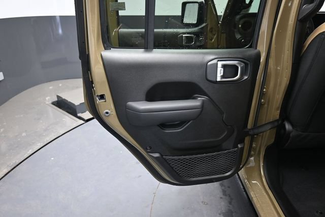 New 2026 Jeep Gladiator Willys AWD/4WD image 9