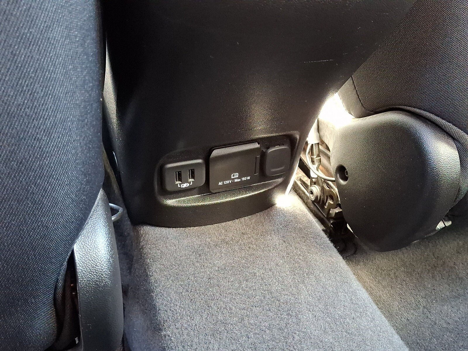 Used 2018 Chevrolet Malibu LT FWD image 12