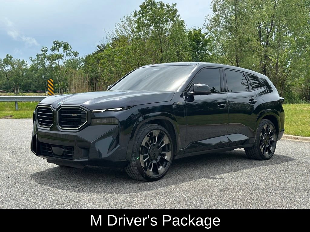 Used 2023 BMW XM w/ M Driver's Package AWD/4WD image 3