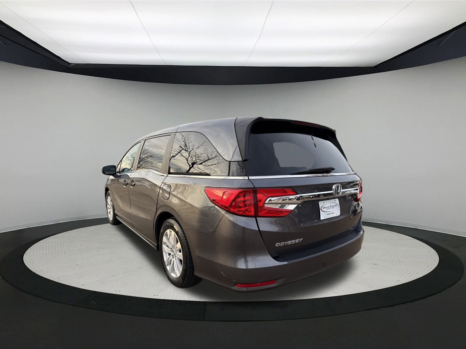 Used 2018 Honda Odyssey LX image 5