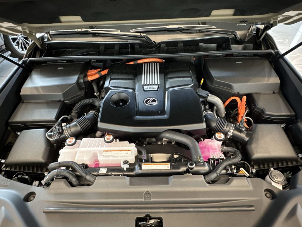 New 2026 Lexus LX 700h Overtrail image 6