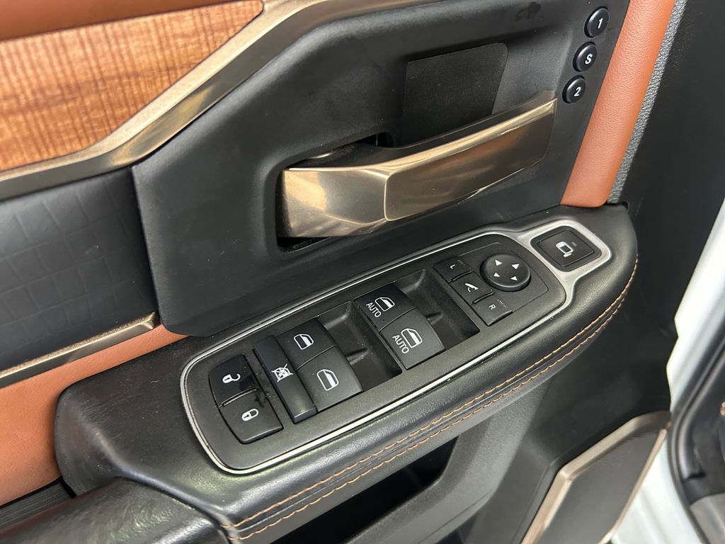 Used 2022 RAM 3500 Limited image 23