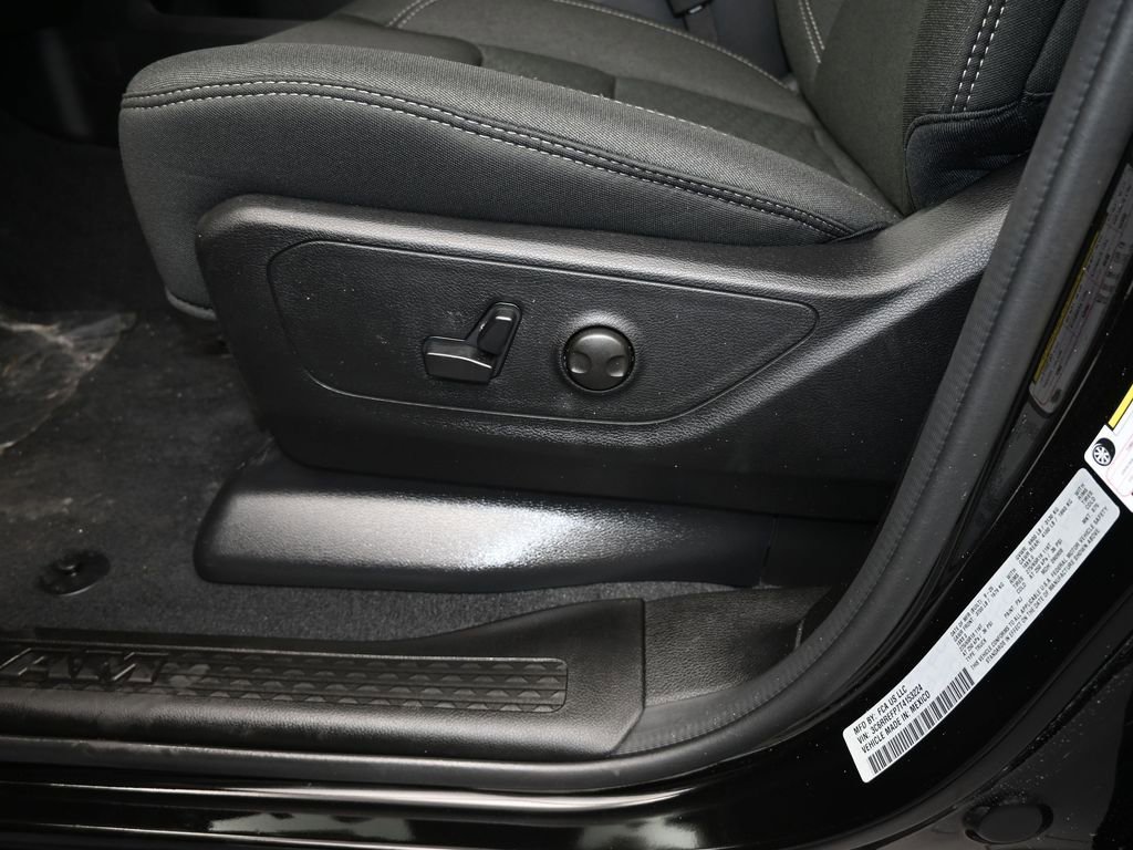 Used 2026 RAM 1500 Big Horn RWD image 14