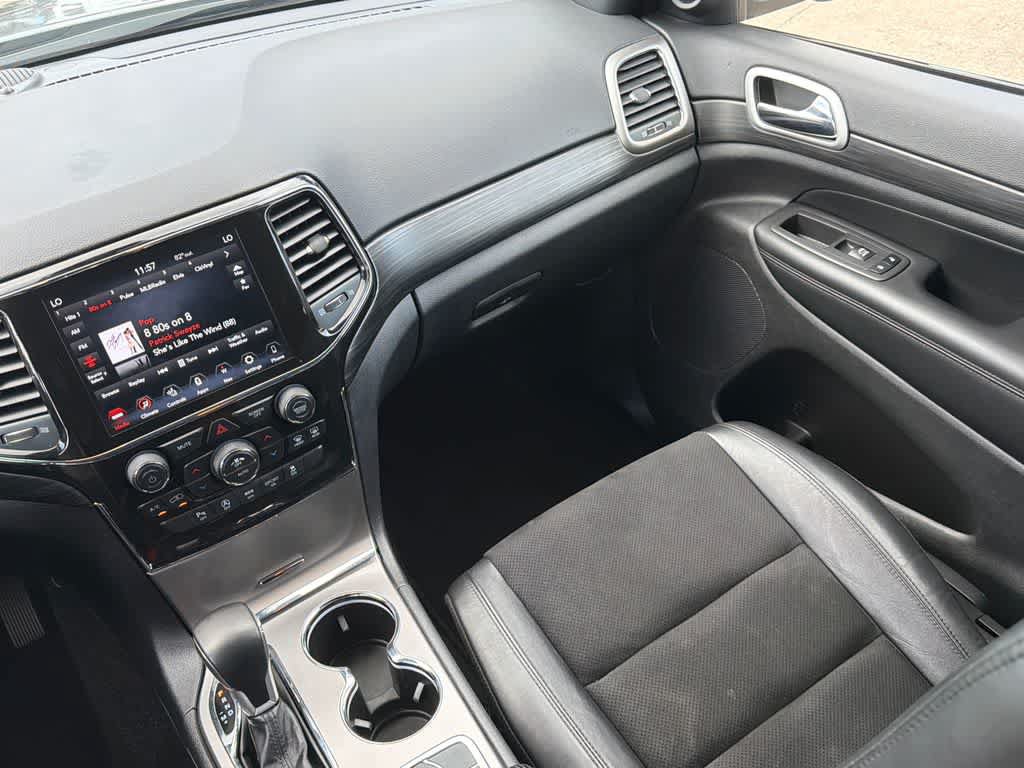 Used 2022 Jeep Grand Cherokee Laredo X AWD/4WD image 21