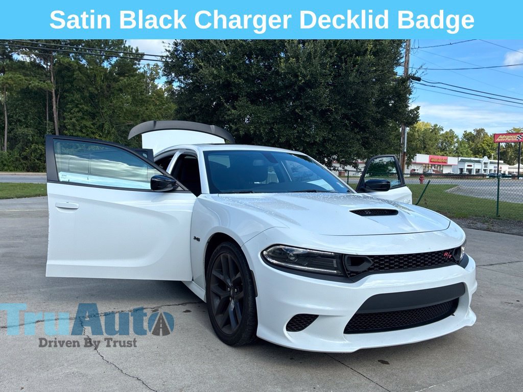 Used 2023 Dodge Charger R/T w/ Blacktop Package RWD image 10