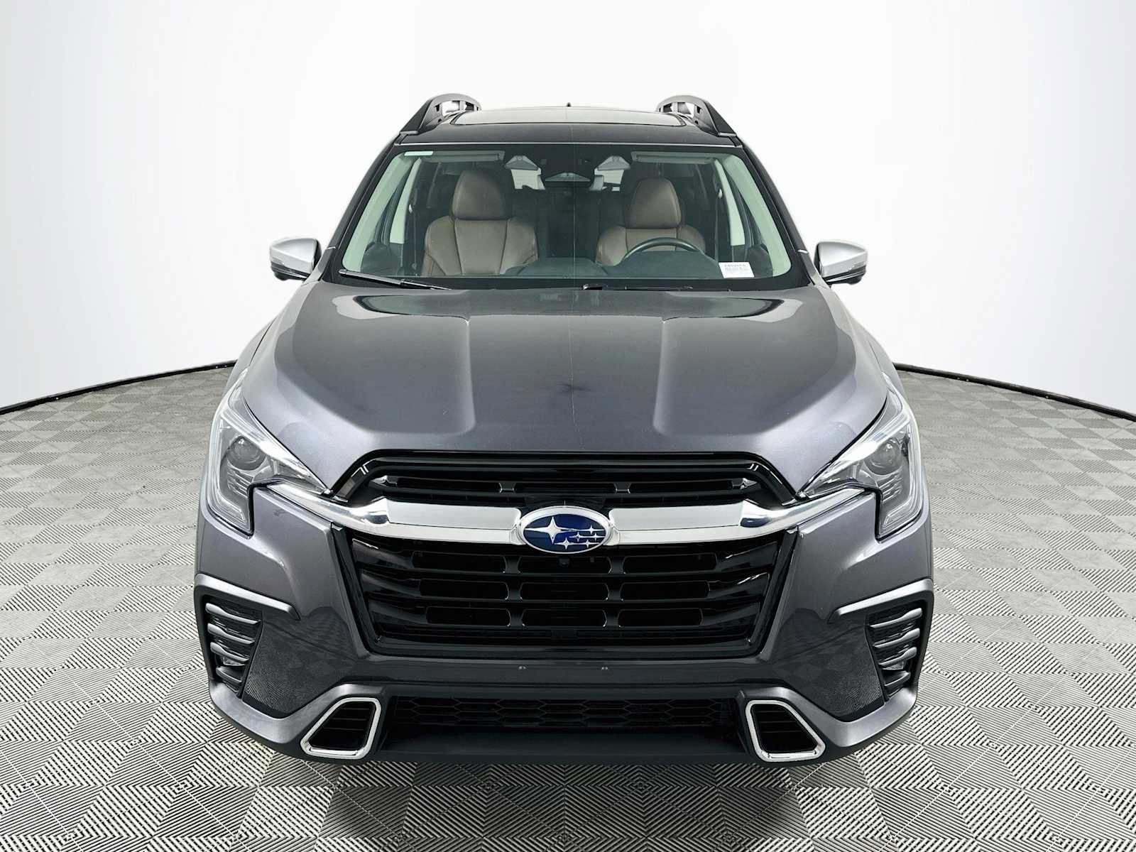 Used 2023 Subaru Ascent Touring AWD/4WD image 2