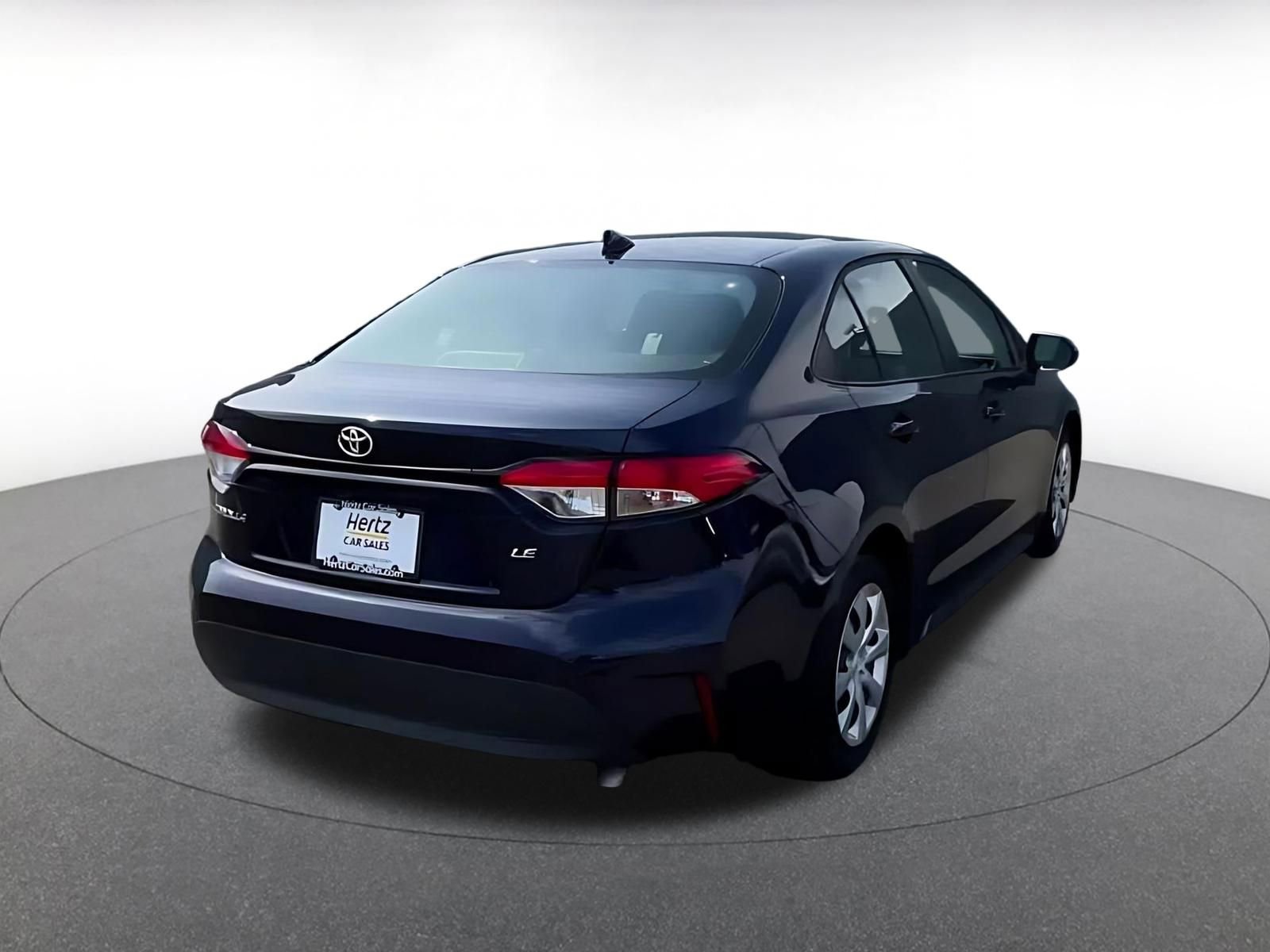 Used 2025 Toyota Corolla LE image 14