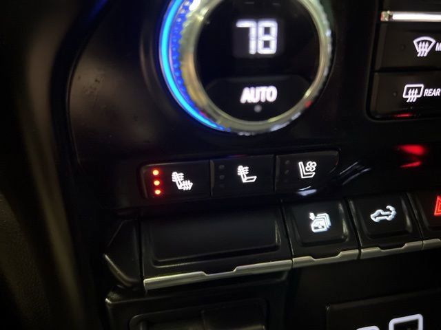 Used 2022 GMC Sierra 2500 SLT w/ SLT Convenience Package image 48