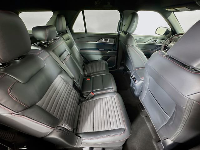 New 2026 Ford Explorer ST-Line w/ ST-Line Street Pack image 29