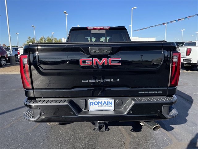 Used 2024 GMC Sierra 2500 Denali w/ Denali Reserve Package image 4