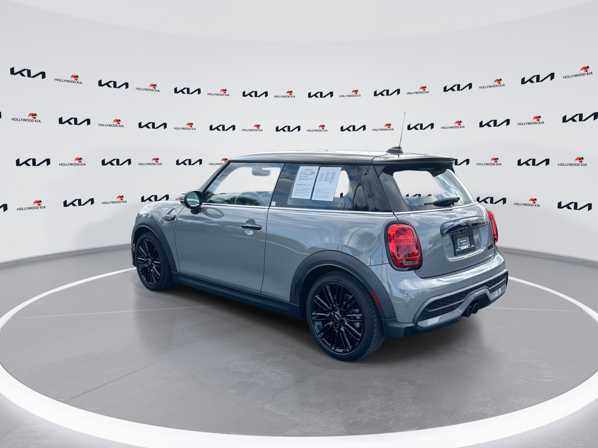 Used 2023 MINI Cooper S image 6