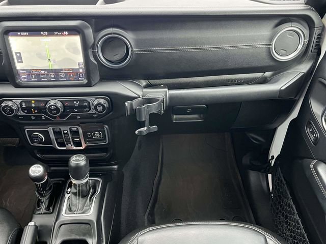 Used 2018 Jeep Wrangler Unlimited Sahara image 18