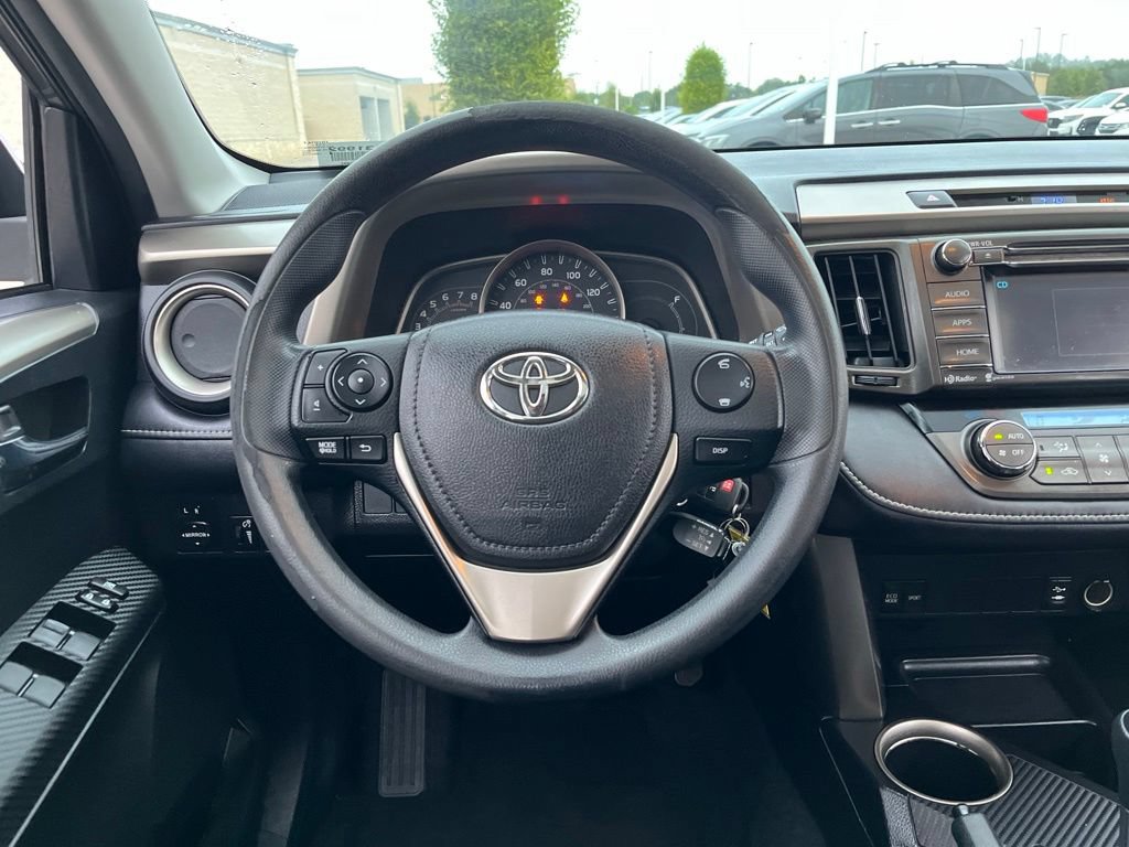 Used 2015 Toyota RAV4 XLE FWD image 17
