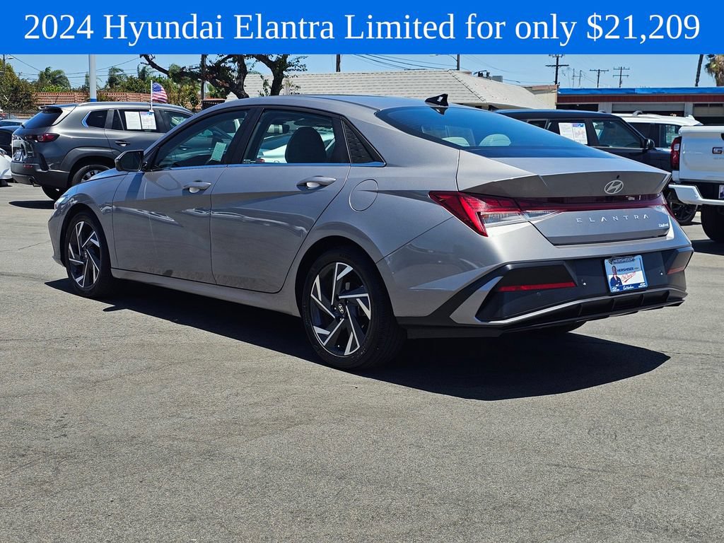 Used 2024 Hyundai Elantra Limited FWD image 5