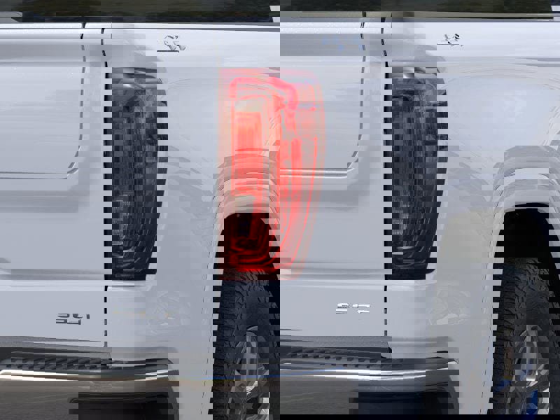 New 2026 GMC Sierra 1500 SLT image 11