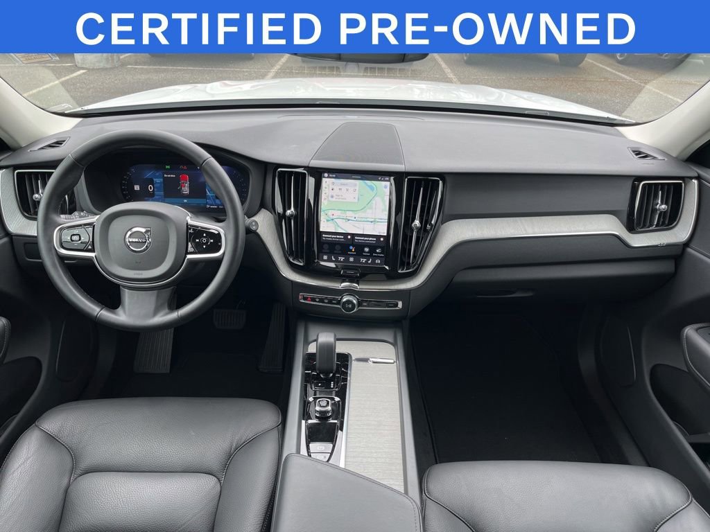 Used 2025 Volvo XC60 B5 Plus AWD/4WD image 17