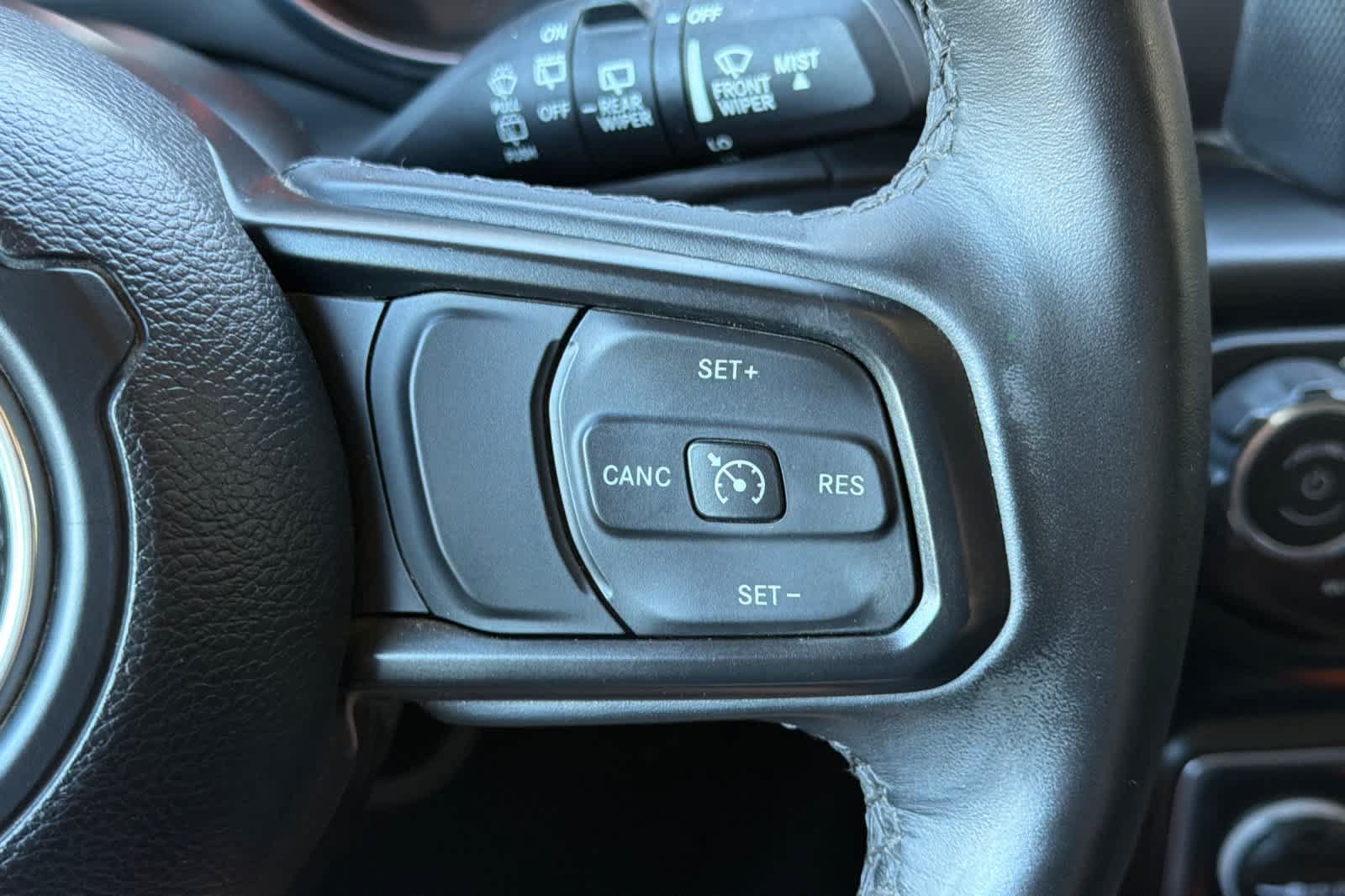 Used 2023 Jeep Wrangler Unlimited Sport AWD/4WD image 27