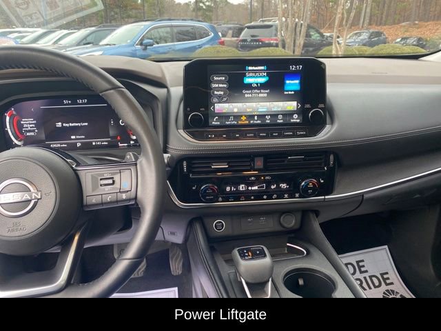 Used 2023 Nissan Rogue Platinum w/ Platinum Premium Package image 11