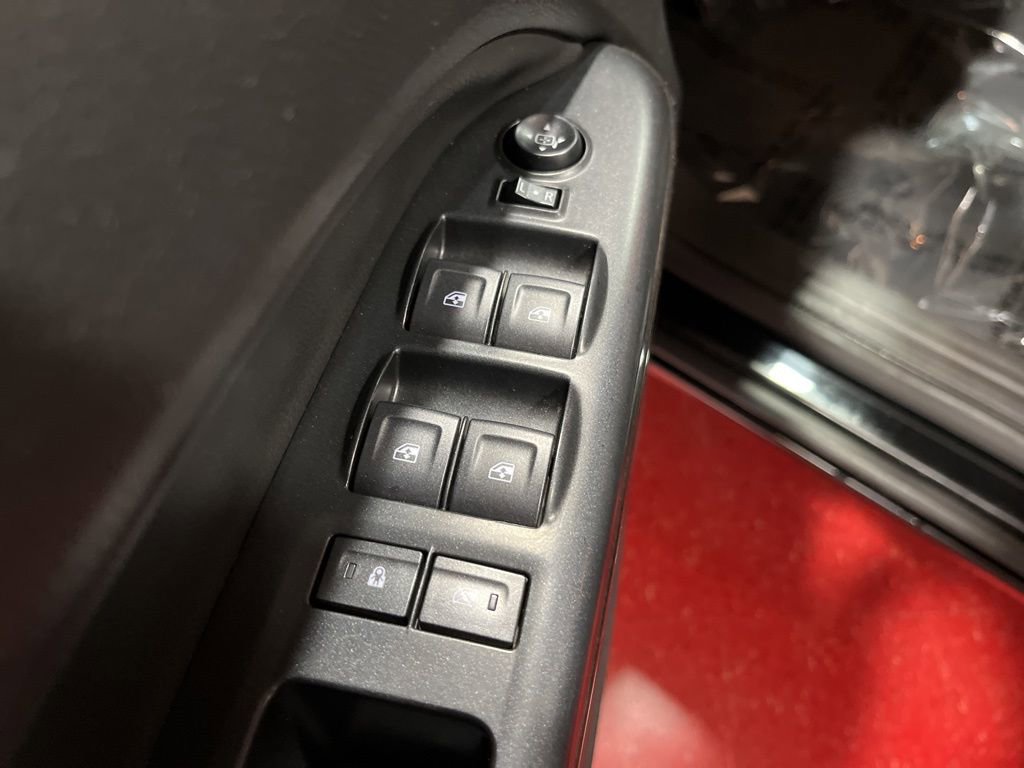 Certified 2022 GMC Canyon Elevation image 18