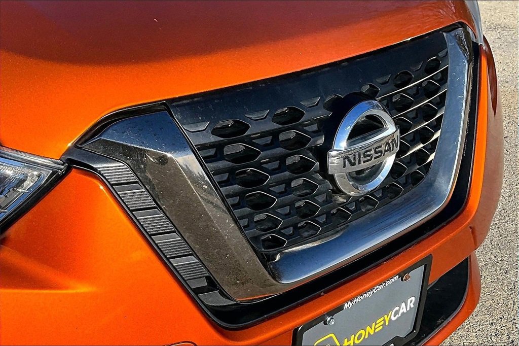Used 2019 Nissan Kicks SR w/ SR Premium Package image 30