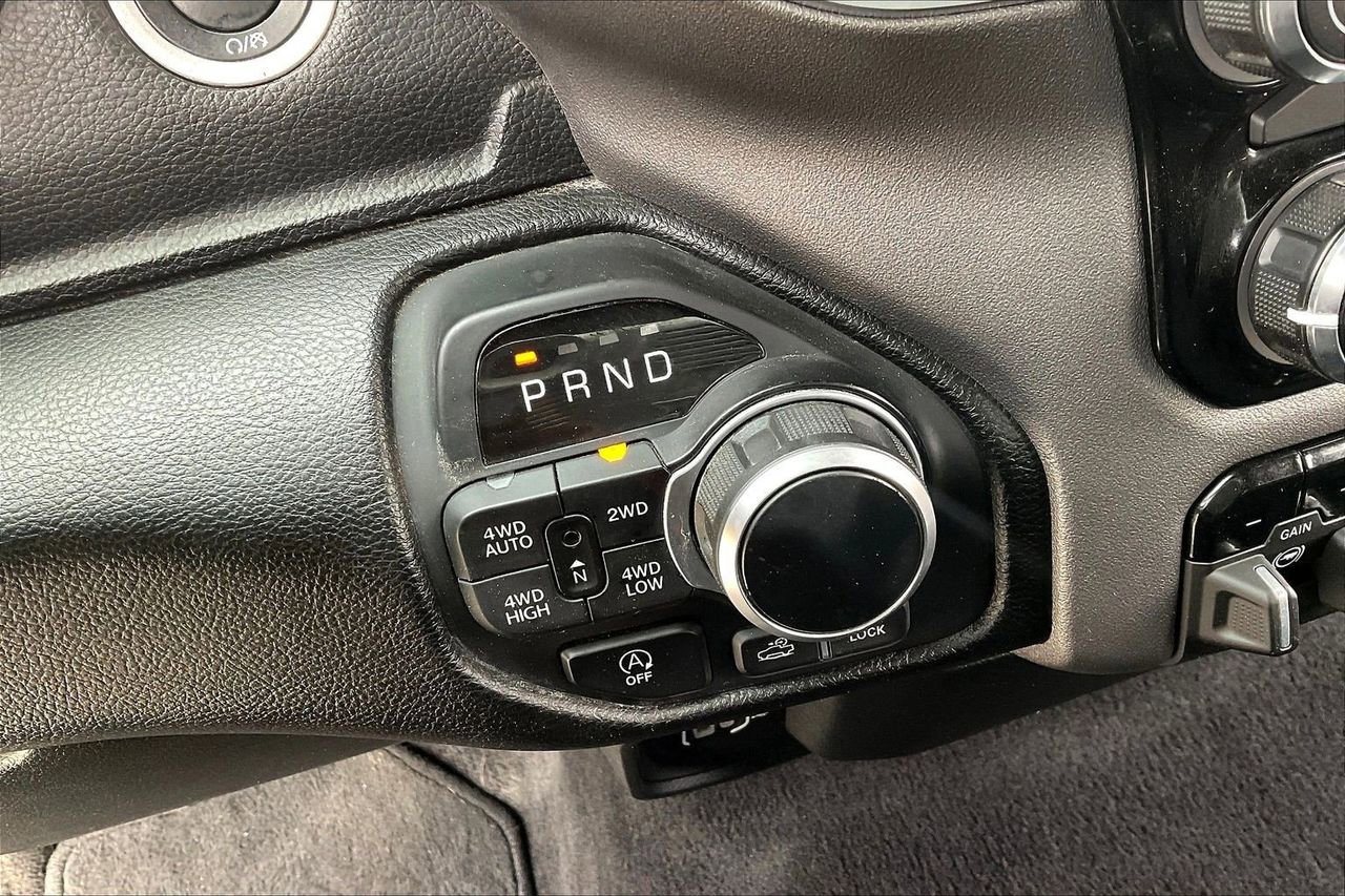 Used 2025 RAM 1500 Big Horn AWD/4WD image 32
