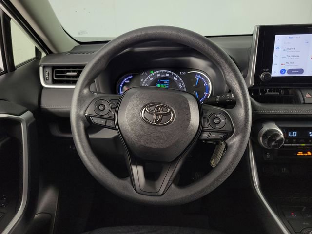 Used 2025 Toyota RAV4 LE AWD/4WD image 21