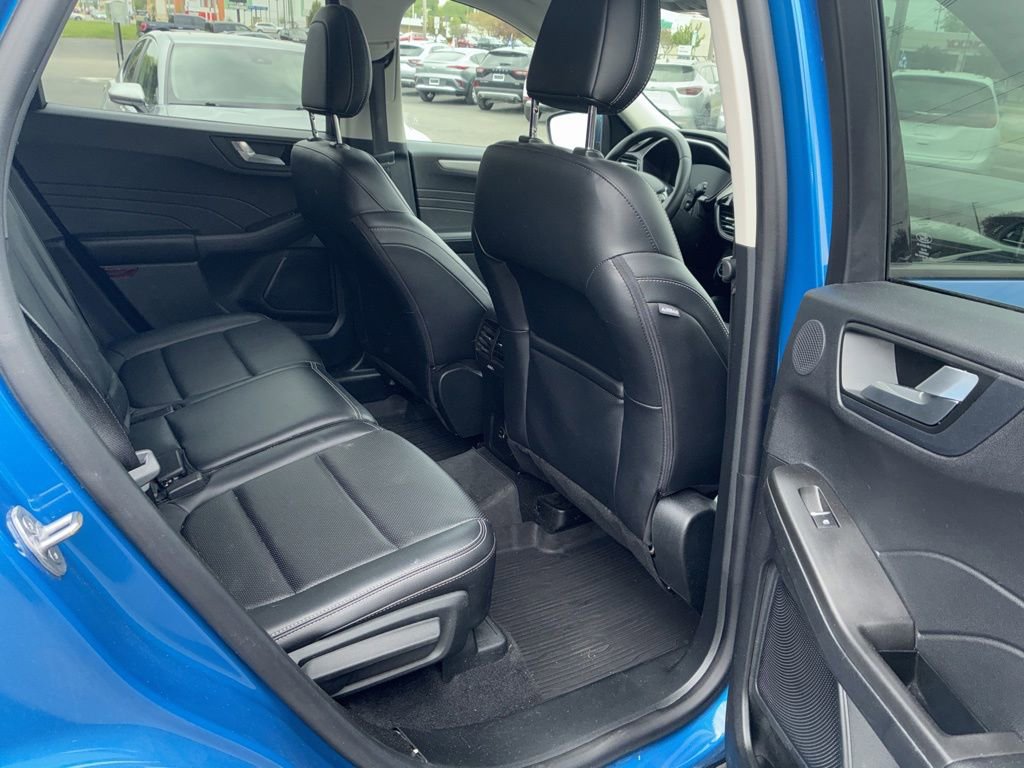 Used 2021 Ford Escape SEL w/ Technology Package AWD/4WD image 5