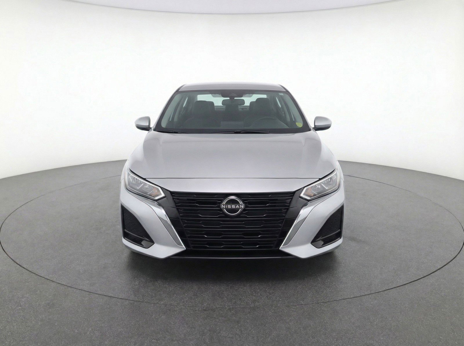 Used 2024 Nissan Altima 2.5 SV image 2