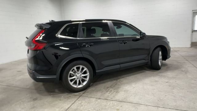 Used 2025 Honda CR-V EX image 3