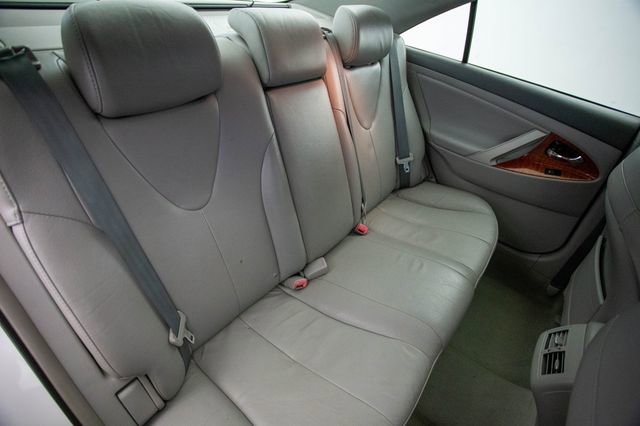 Used 2011 Toyota Camry XLE w/ XLE Extra-Value Pkg #2 image 27