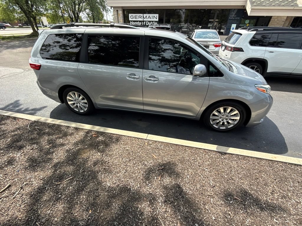Used 2015 Toyota Sienna Limited Premium w/ Advanced Technology Package FWD image 7
