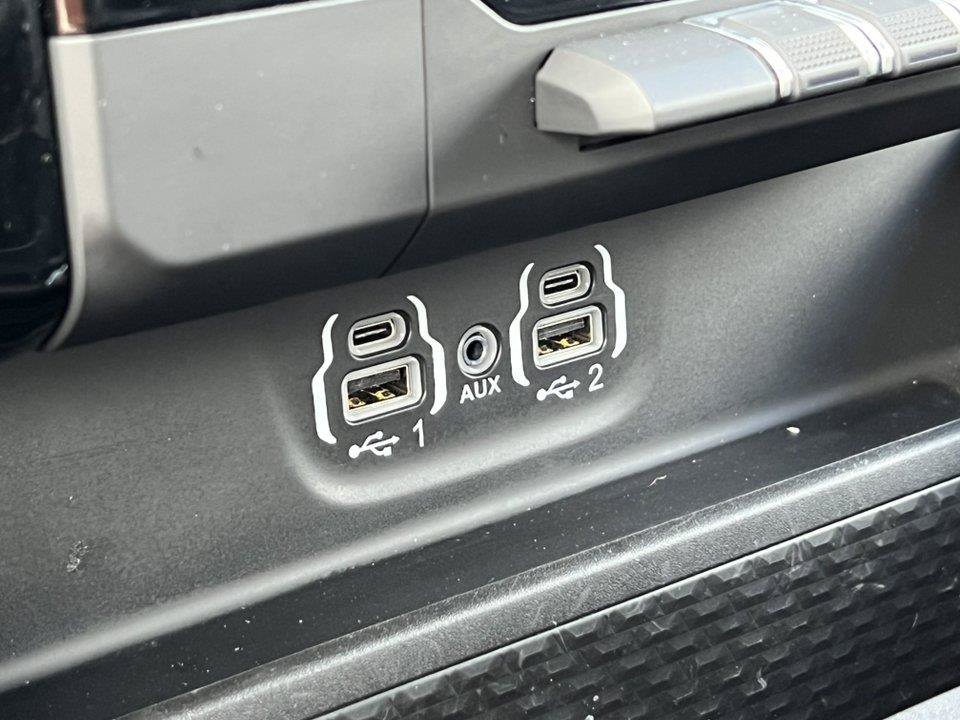 Used 2024 RAM 1500 Laramie AWD/4WD image 28