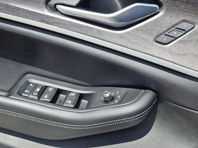 Used 2023 Jeep Grand Cherokee Limited RWD image 34