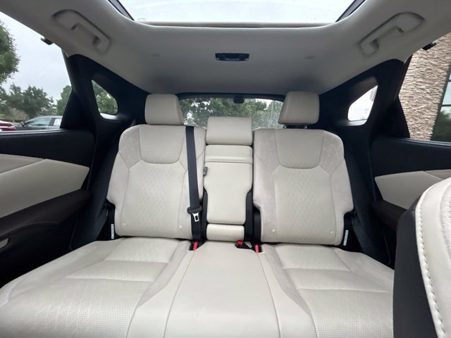 Used 2024 Lexus RX 350 AWD w/ Convenience Package image 32