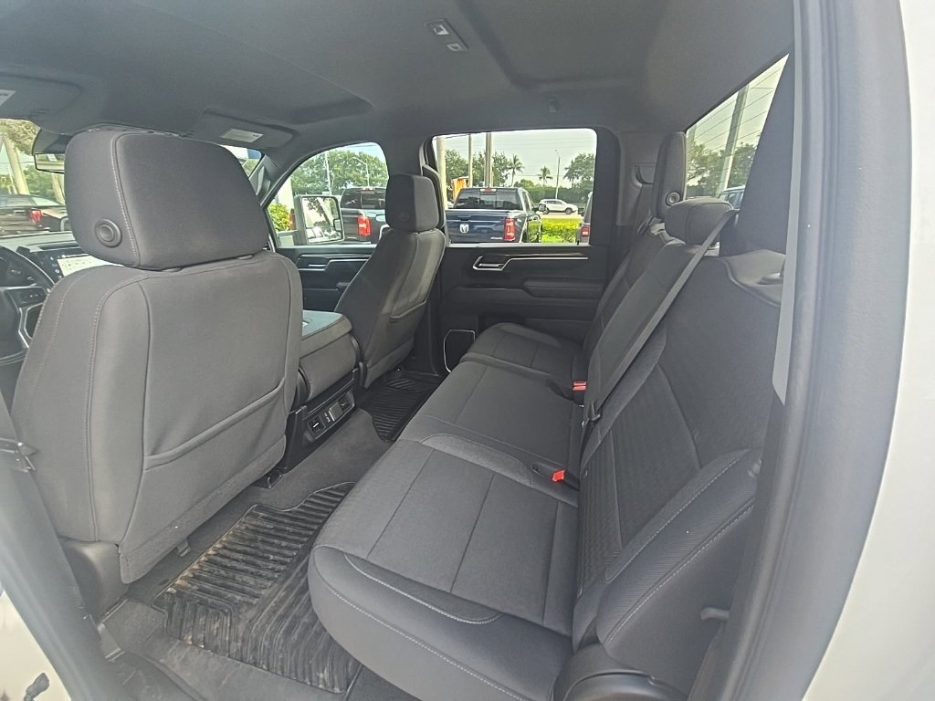 Used 2025 Chevrolet Silverado 2500 LT w/ Convenience Package AWD/4WD image 31