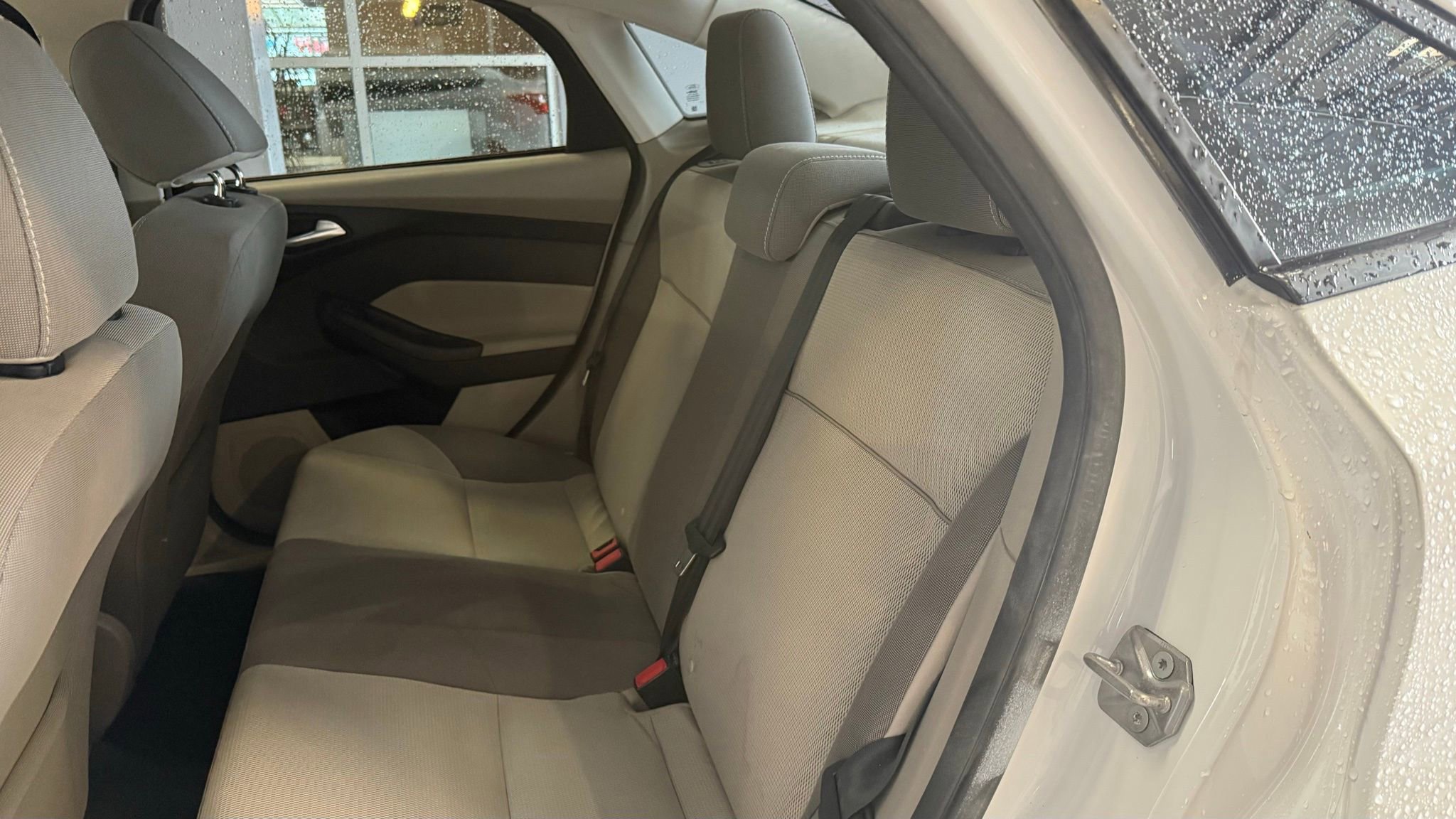 Used 2014 Ford Focus SE image 23