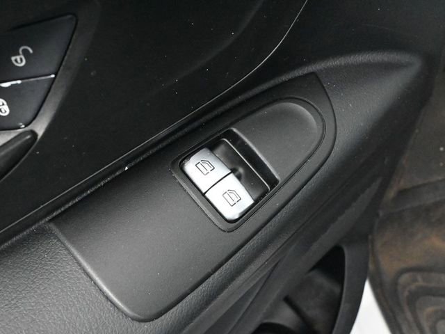 Used 2017 Mercedes-Benz Metris image 18