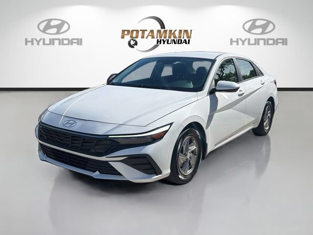 Certified 2024 Hyundai Elantra SE FWD video 1