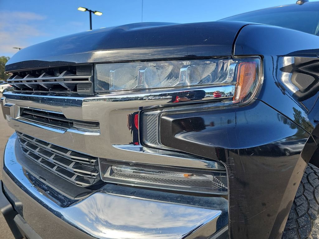 Used 2020 Chevrolet Silverado 1500 LT image 32