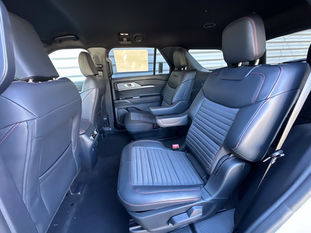 New 2027 Ford Explorer ST-Line AWD/4WD image 19