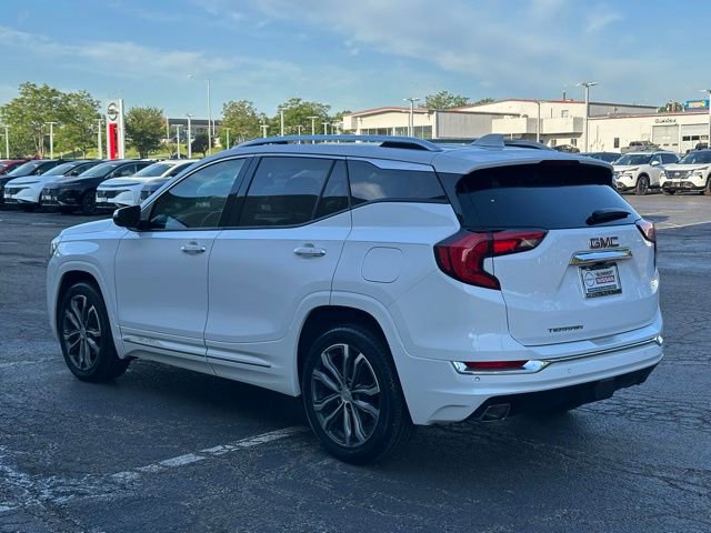 Used 2020 GMC Terrain Denali w/ Denali Premium Package FWD image 6
