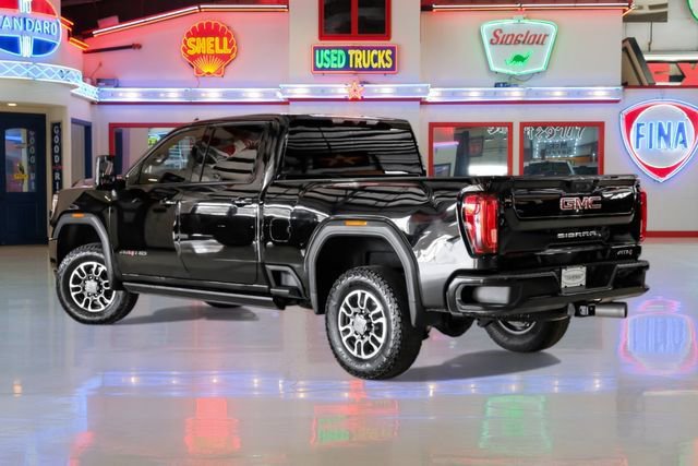 Used 2023 GMC Sierra 2500 AT4 w/ Gooseneck/5TH Wheel Package image 4