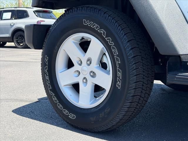 Used 2017 Jeep Wrangler Sport w/ Quick Order Package 24S AWD/4WD image 21