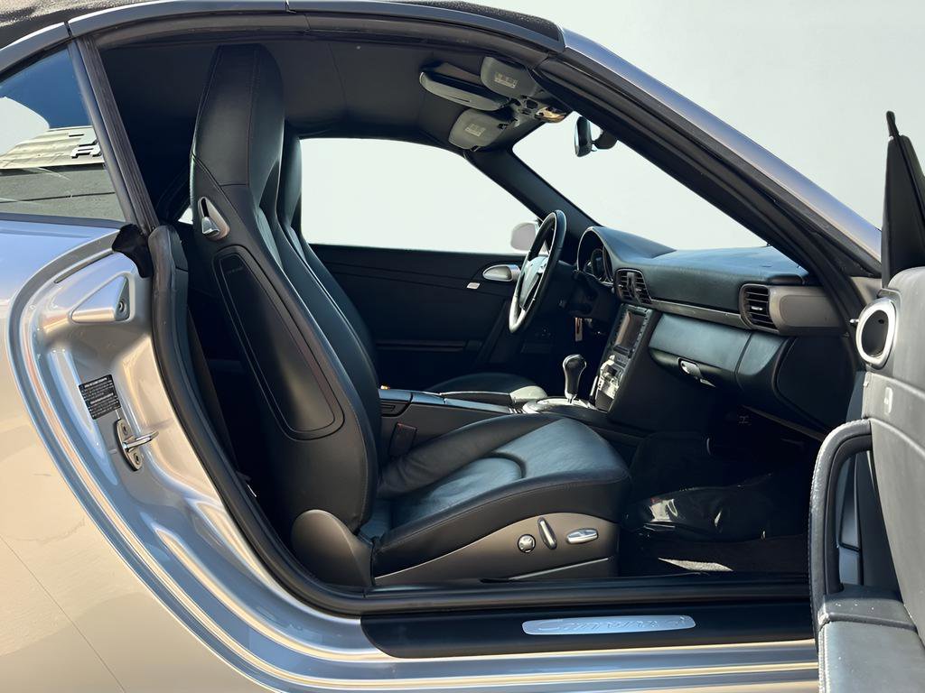 Used 2006 Porsche 911 Carrera image 24