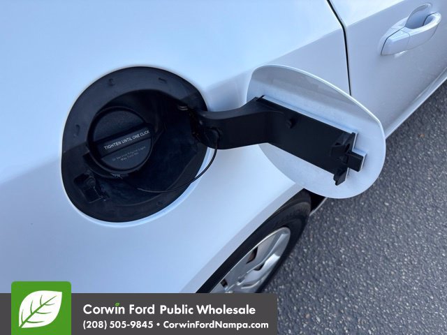Used 2016 Chevrolet Cruze LS FWD image 10