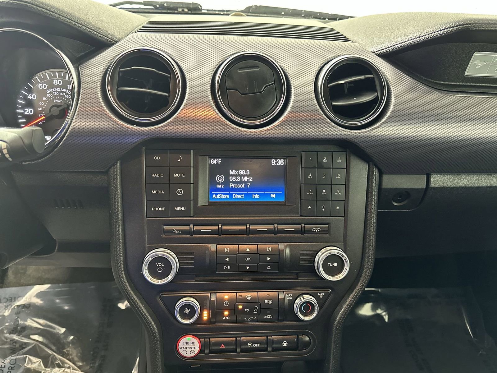 Used 2017 Ford Mustang EcoBoost image 25